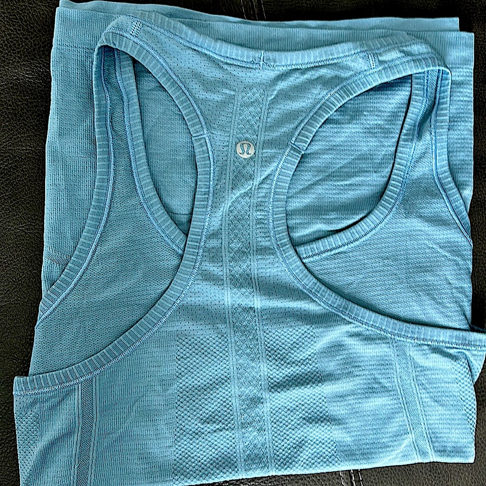 Lululemon Athletica Swiftly Tech 2.0 Baby Blue racer back tank top size 10